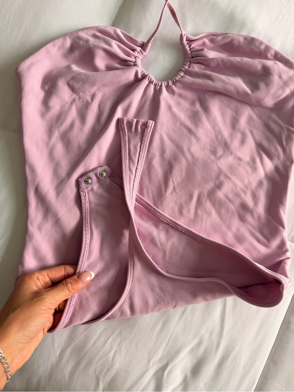Aritzia Babaton Contour criss Cross Bodysuit - Picture 7 of 9